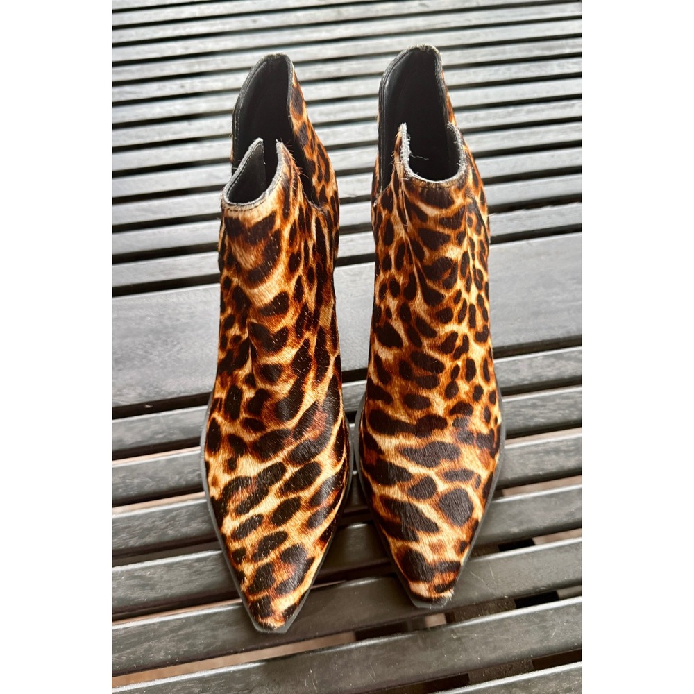 Gianni Bini Huttsen Booties Women 8M Leopard Calf Hair Ankle Boots Pointed Toe